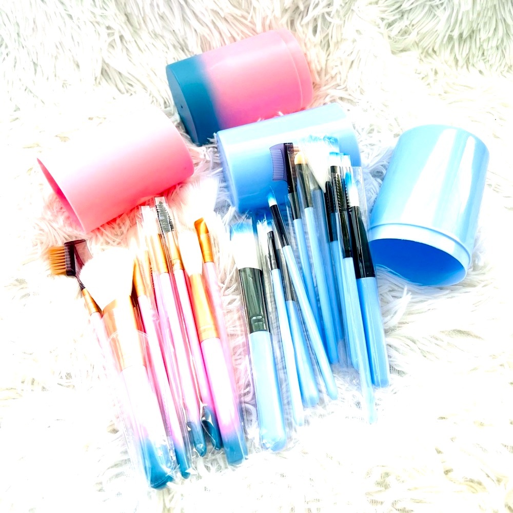 Colorful Makeup Brush Set with Holders